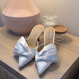 Badgley Mischka Cream Satin Mules